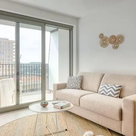 4-person By With Parking * Ostend