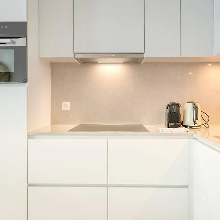 Διαμέρισμα 4-person By With Parking